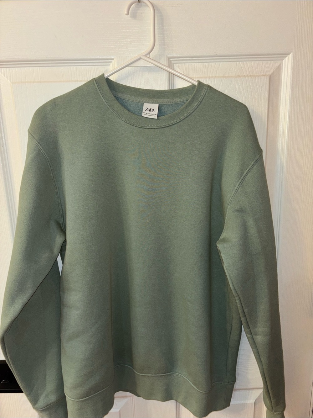 Zara Men's Sage Green Crewneck Pullover
